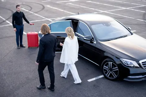 private-airport-transfer by car service Atlanta chauffeur